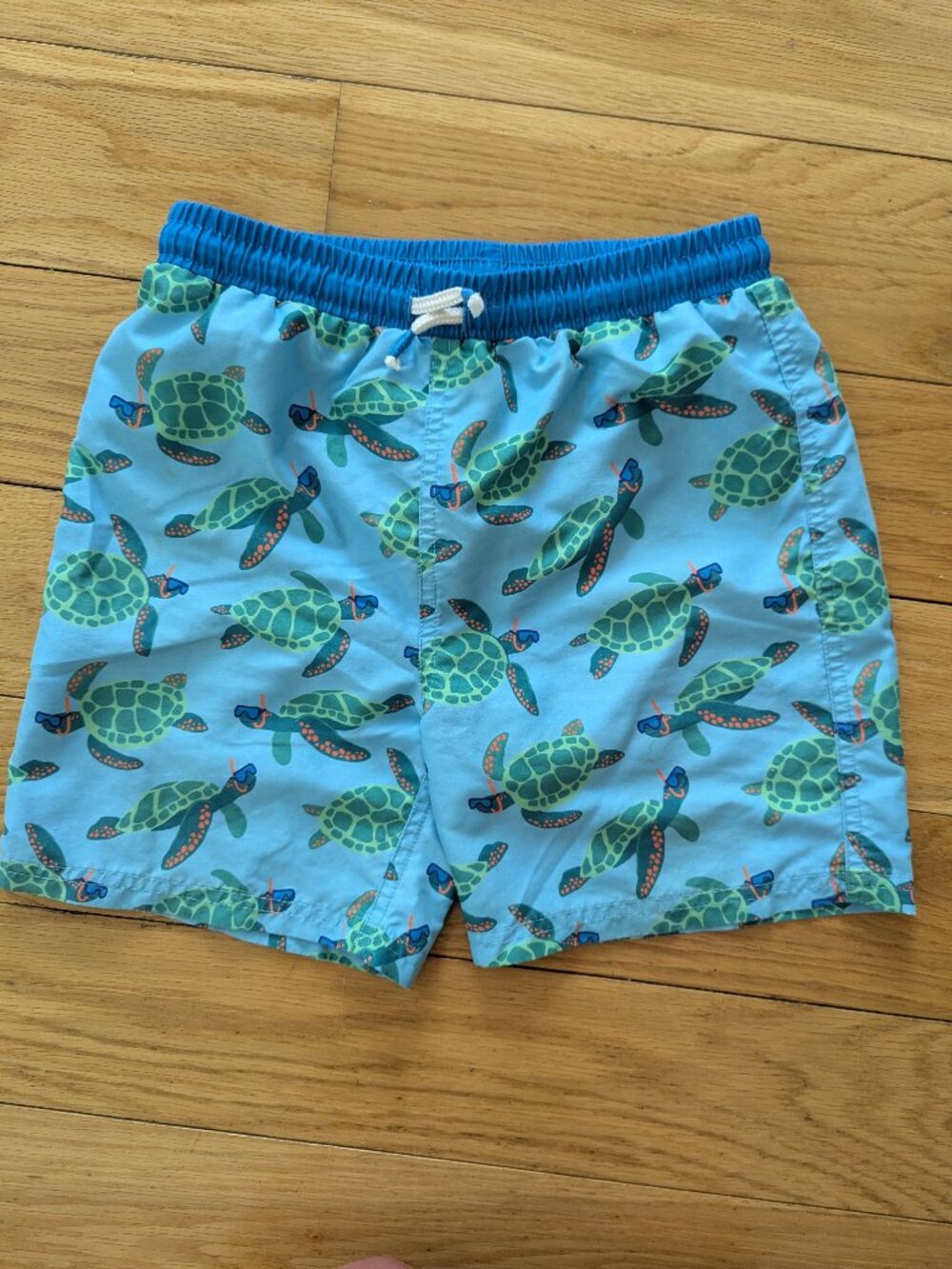Mini Boden Swim trunk bundle - Picture 2 of 8